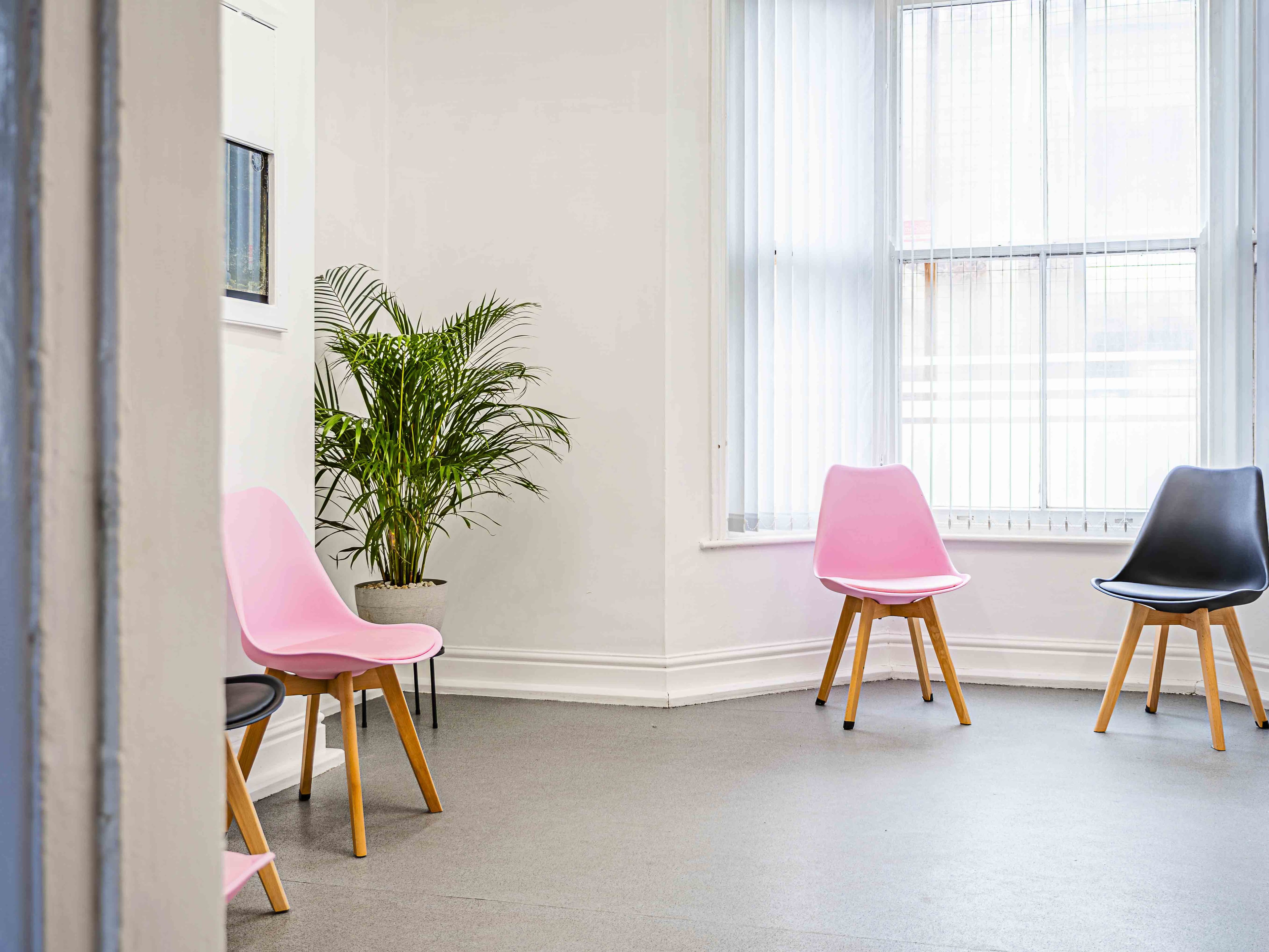 Bubu Pet clinic hallway